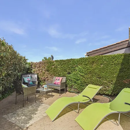 Feriehus 950m De La Mer, Maison Avec Jardin Et Piscine