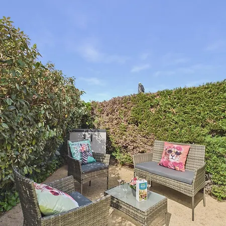 950m De La Mer, Maison Avec Jardin Et Piscine Feriehus *